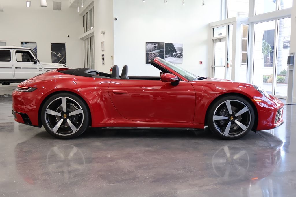 2021 Porsche 911 Carrera