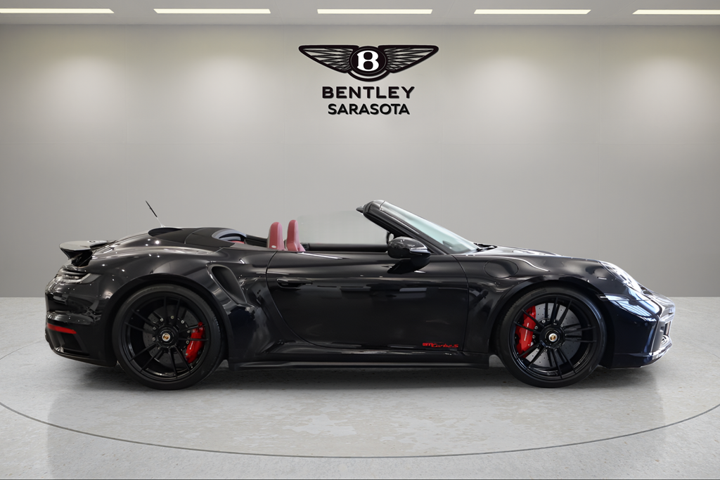 2022 Porsche 911 Turbo S Cabriolet