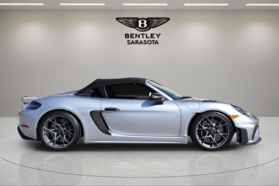 2024 Porsche 718 Spyder RS