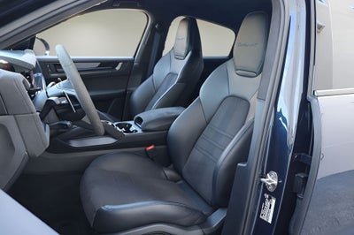 2024 Porsche Cayenne Coupe Turbo GT