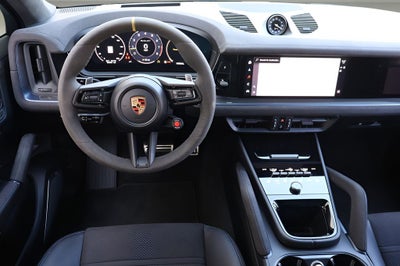 2024 Porsche Cayenne Coupe Turbo GT