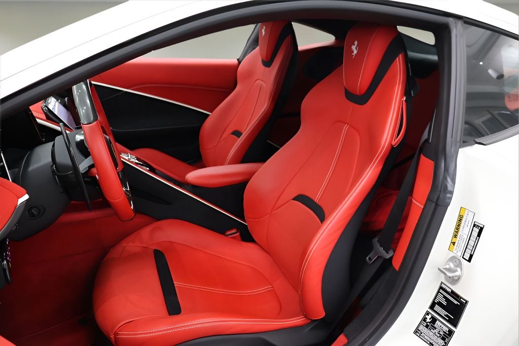 2023 Ferrari Roma Base