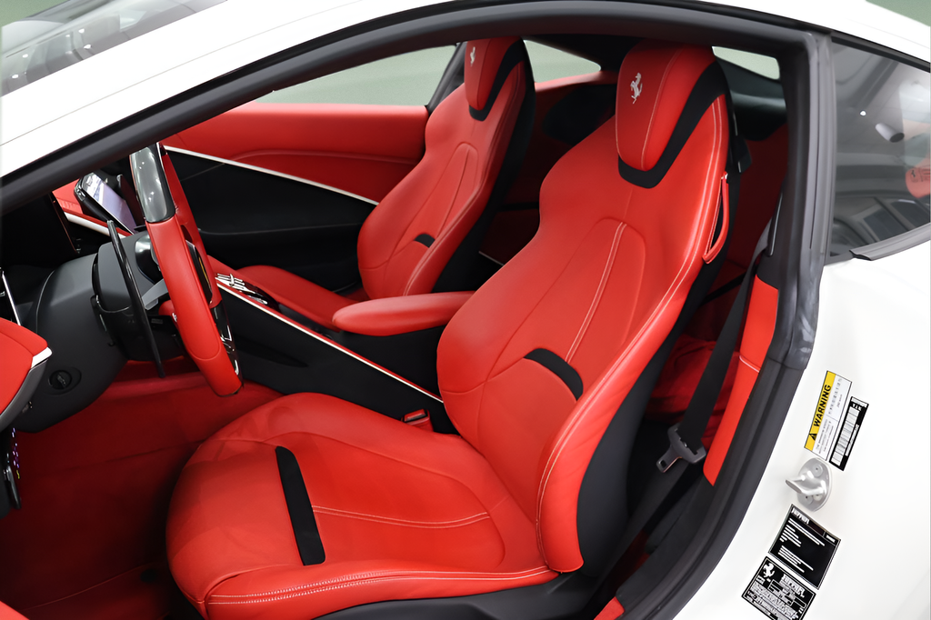 2023 Ferrari Roma Base