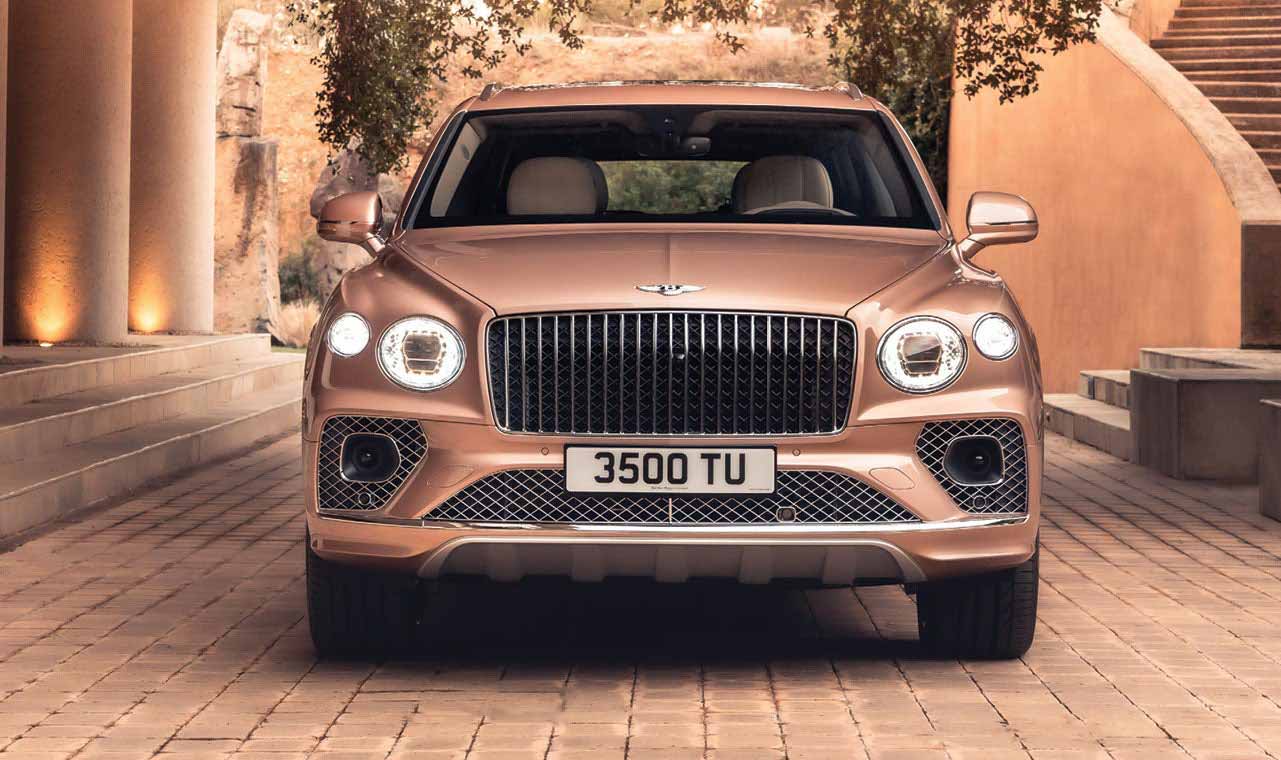 The distinctive new vertical vane grille.