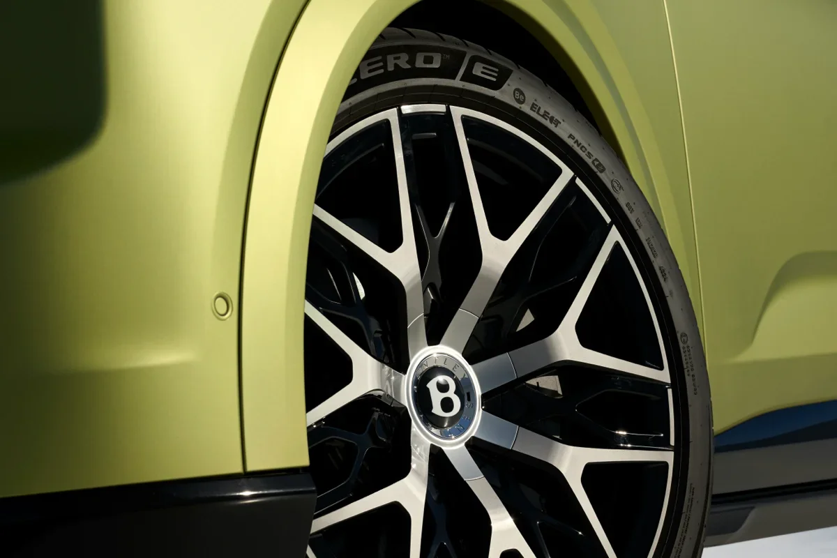Bentley Torcal S First Edition wheel beneath its sculpted wheel arch